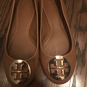 Tory burch logo ballet flats